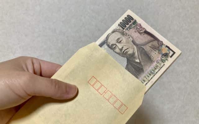 寺院墓地の場合にお寺さんや墓地管理者さんにお支払いする費用がある場合